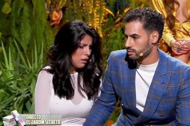 Isa P y Asraf Beno durante su debut en 'La casa fuerte 2'./Telecinco