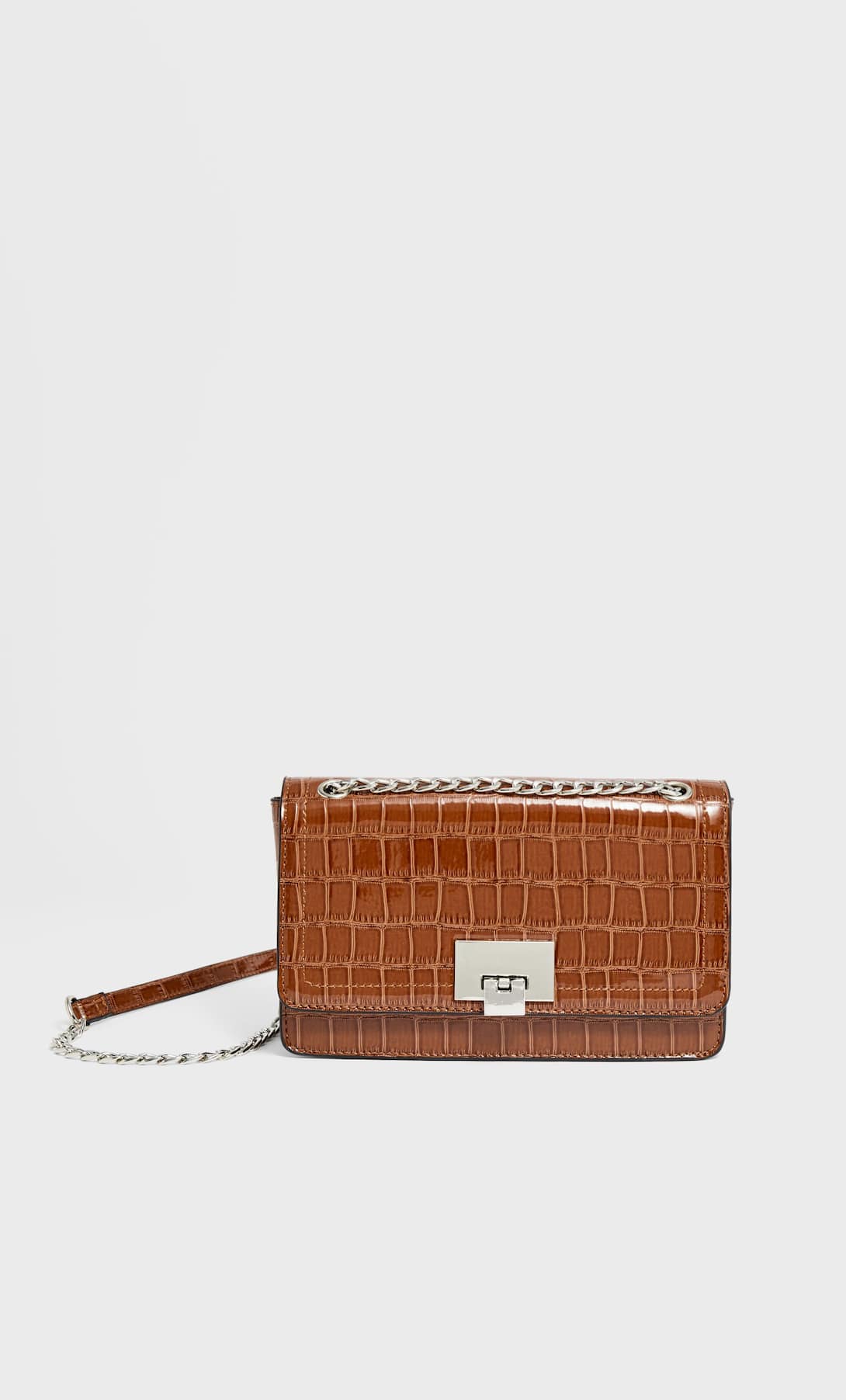Estos son los mejores bolsos para regalar o regalarse de Stradivarius por menos de 20 euros