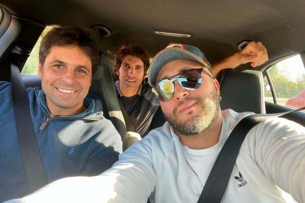 Francisco y Cayetano han acercado posturas con su hermano peque&ntilde;o/@f.r.paquirri