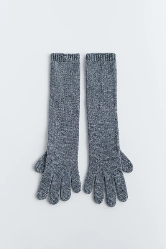 Estos guantes de Zara son un b&aacute;sico de estas fr&iacute;as Navidades, un regalo o autorregalo perfecto