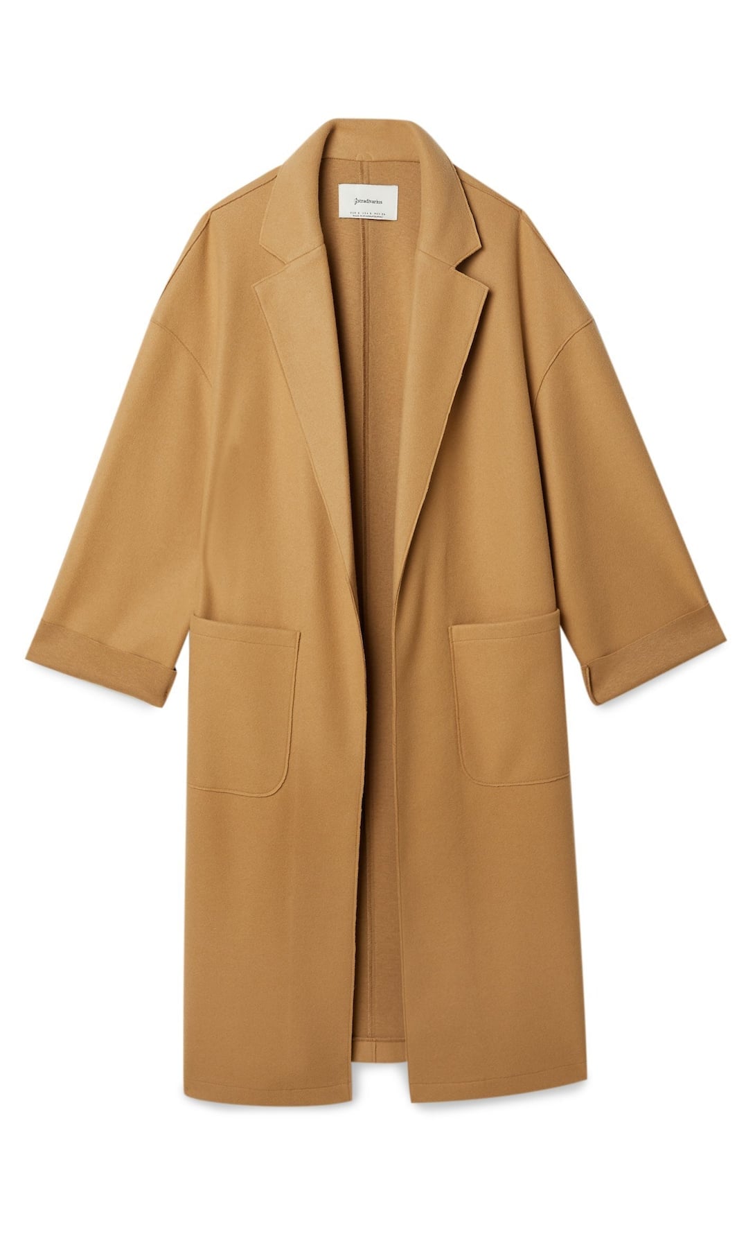 Las 5 chaquetas y abrigos que mejor protegen del frío están de oferta en Stradivarius