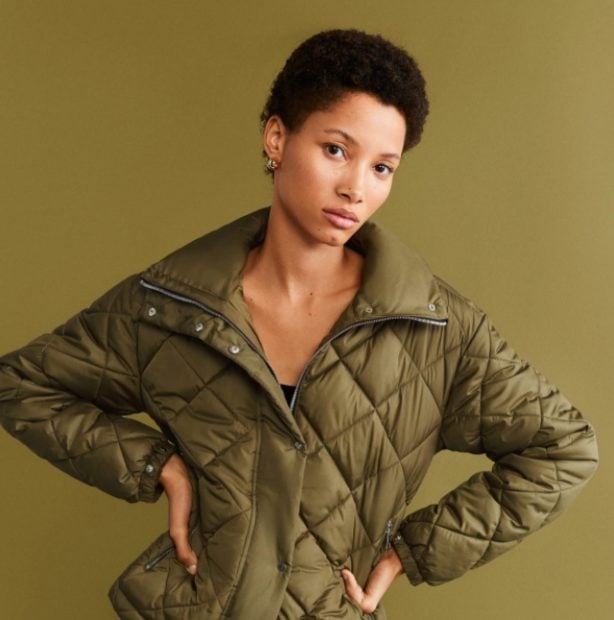 Mango Outlet: Despierta pasiones con el mejor anorak acolchado impermeable con descuento
