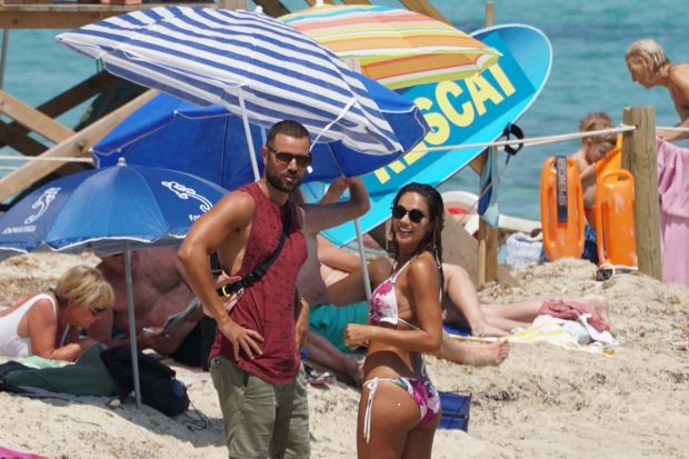 La presentadora rompi&oacute; con Adri&aacute;n Torres tras finalizar el verano/Gtres