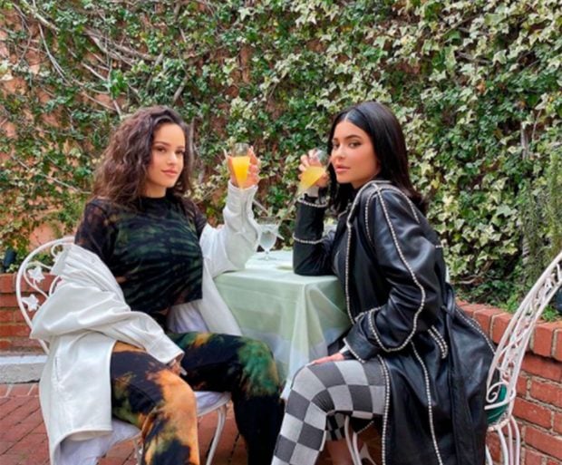 La amistad de Rosal&iacute;a con las Kardashians se remonta al verano de 2018/@rosalia.vt