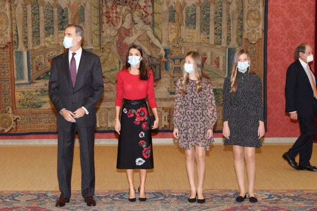 El estilo de la Infanta Sof&iacute;a vuelve a destacar con un vestido de lunares de Zara
