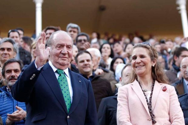 Do&ntilde;a Elena ha visitado a su padre en Abu Dabi/Gtres