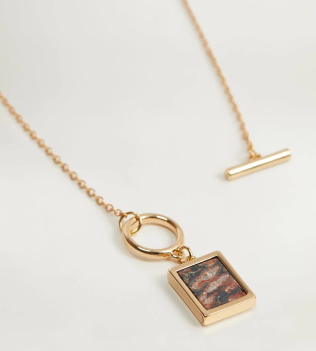 Estos pendientes, anillos y collares son regalos ideales de Mango Outlet por menos de 5 euros