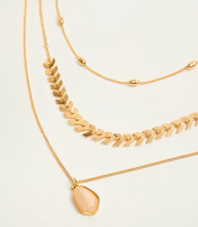 Estos pendientes, anillos y collares son regalos ideales de Mango Outlet por menos de 5 euros