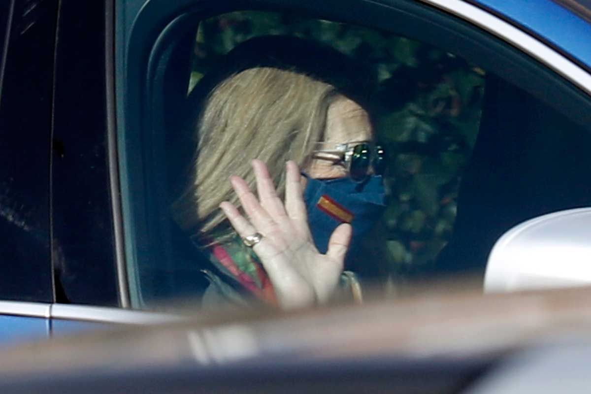 La infanta Elena a la salida de su casa en el d&iacute;a de su 57 cumplea&ntilde;os / Gtres