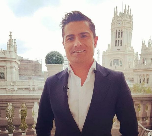 De periodista a personaje/@alfonsomerlosoficial