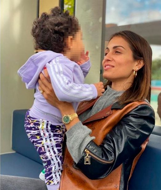 Hiba Abouk se estren&oacute; como mam&aacute; un mes antes de decretarse el estado de alarma/@hiba_abouk_