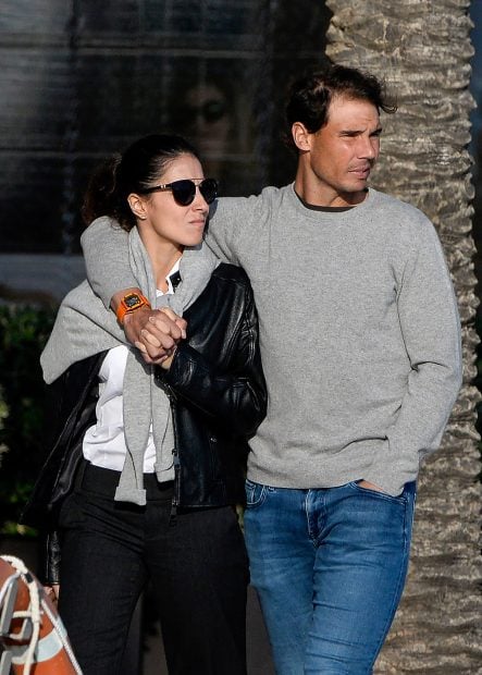 Rafa Nadal y Xisca Perell&oacute; paseando