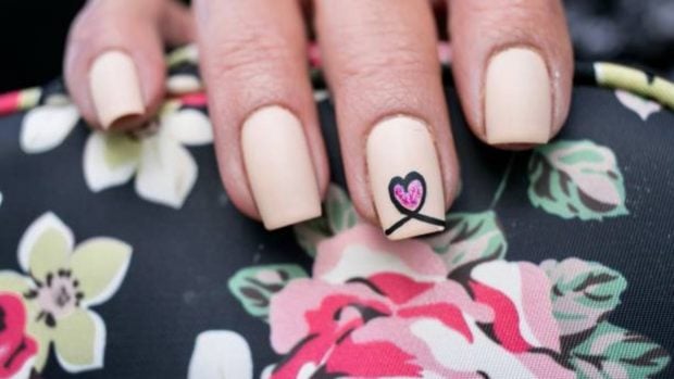 manicura san valent&iacute;n