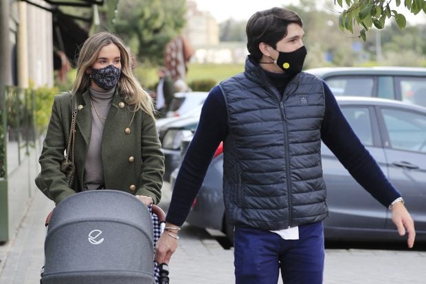 Mar&iacute;a Pombo y Pablo Castellano en una imagen de archivo./Gtres