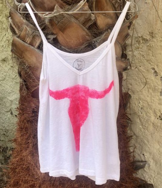 Camiseta b&uacute;falo de Petite Manuela./Petite Manuela