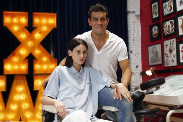 Milena Smit y Mario Casas en una imagen de archivo./Gtres