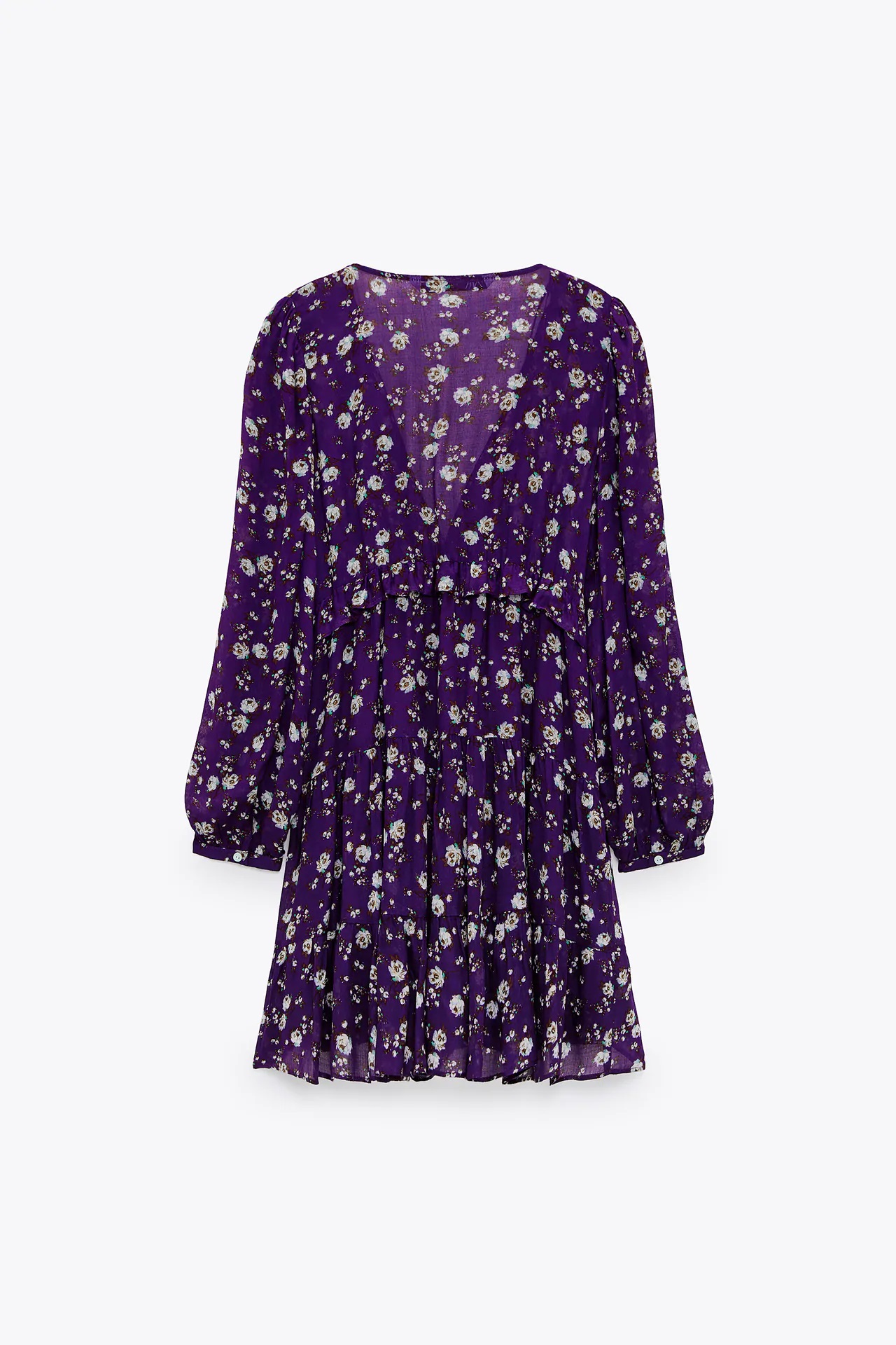 &Uacute;ltimas rebajas de Zara: 5 looks con los que marcar estilo esta primavera