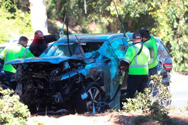 As&iacute; qued&oacute; el veh&iacute;culo de Tiger Woods tras el accidente de coche que ha sufrido en California / Gtres