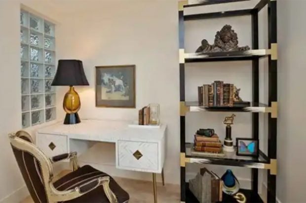 La vivienda cuenta con un despacho./Realtor.com