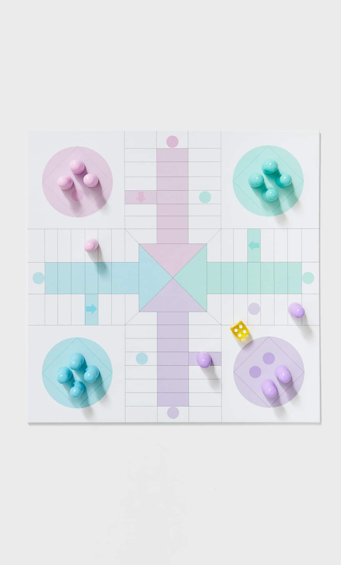 Descubre Gambito de Dama con el juego de ajedrez de Stradivarius