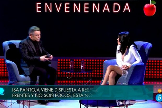 Jorge Javier V&aacute;zquez e Isa P en 'S&aacute;bado Deluxe'./Telecinco