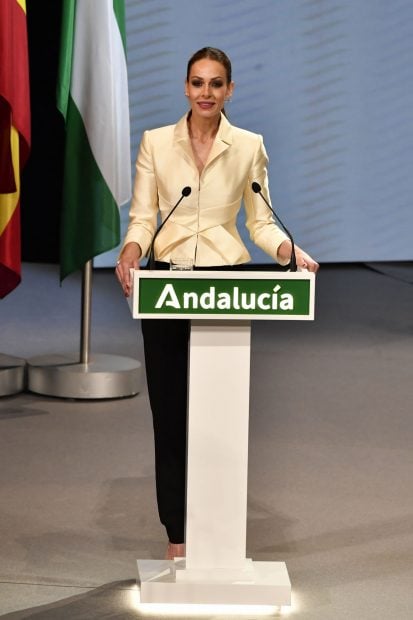 Eva Gonz&aacute;lez presentando la gala de la Entrega de Medallas de Andaluc&iacute;a./Gtres