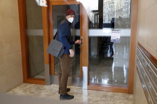 I&ntilde;aki Urdangarin entra al bufete de abogados donde va a trabajar a partir de ahora / Gtres