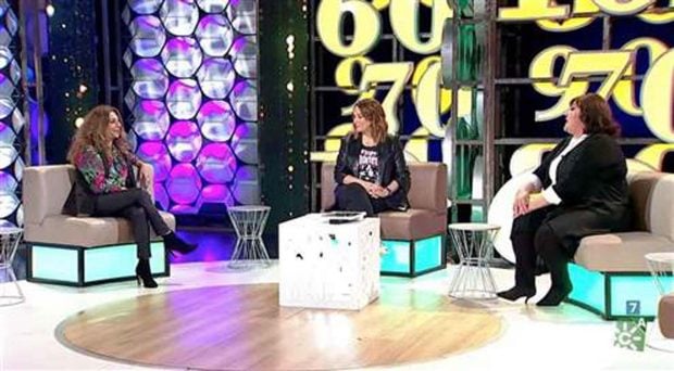 Lolita Flores, To&ntilde;i Moreno, Charo Reina