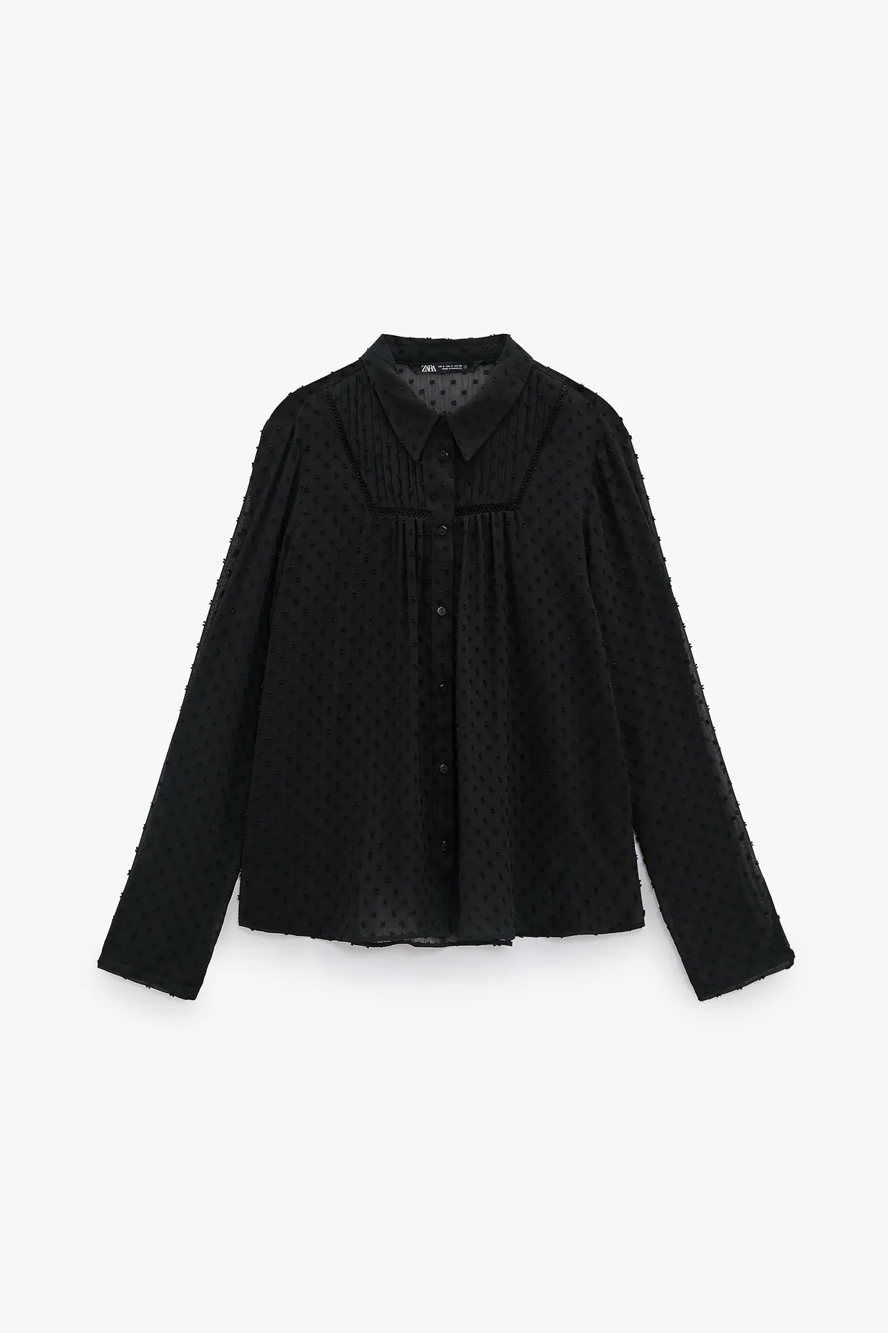 7 prendas de Zara de menos de 15 euros perfectas para hacer el cambio de armario