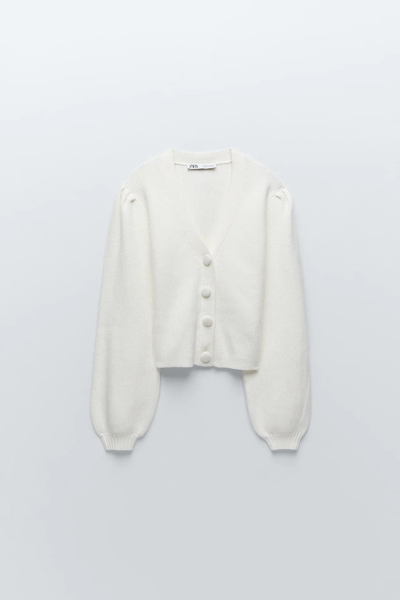 7 prendas de Zara de menos de 15 euros perfectas para hacer el cambio de armario