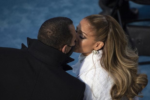 Jennifer Lopez y Alex Rodr&iacute;guez en una imagen de archivo./Gtres