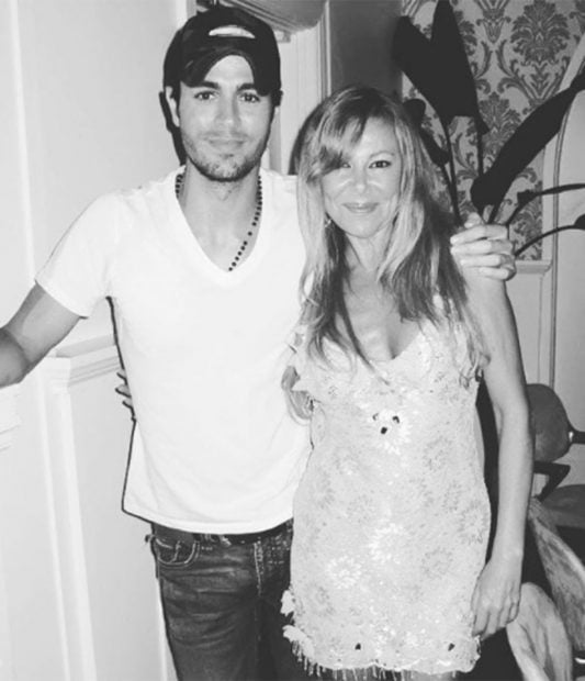 Ana Obreg&oacute;n, Enrique Iglesias