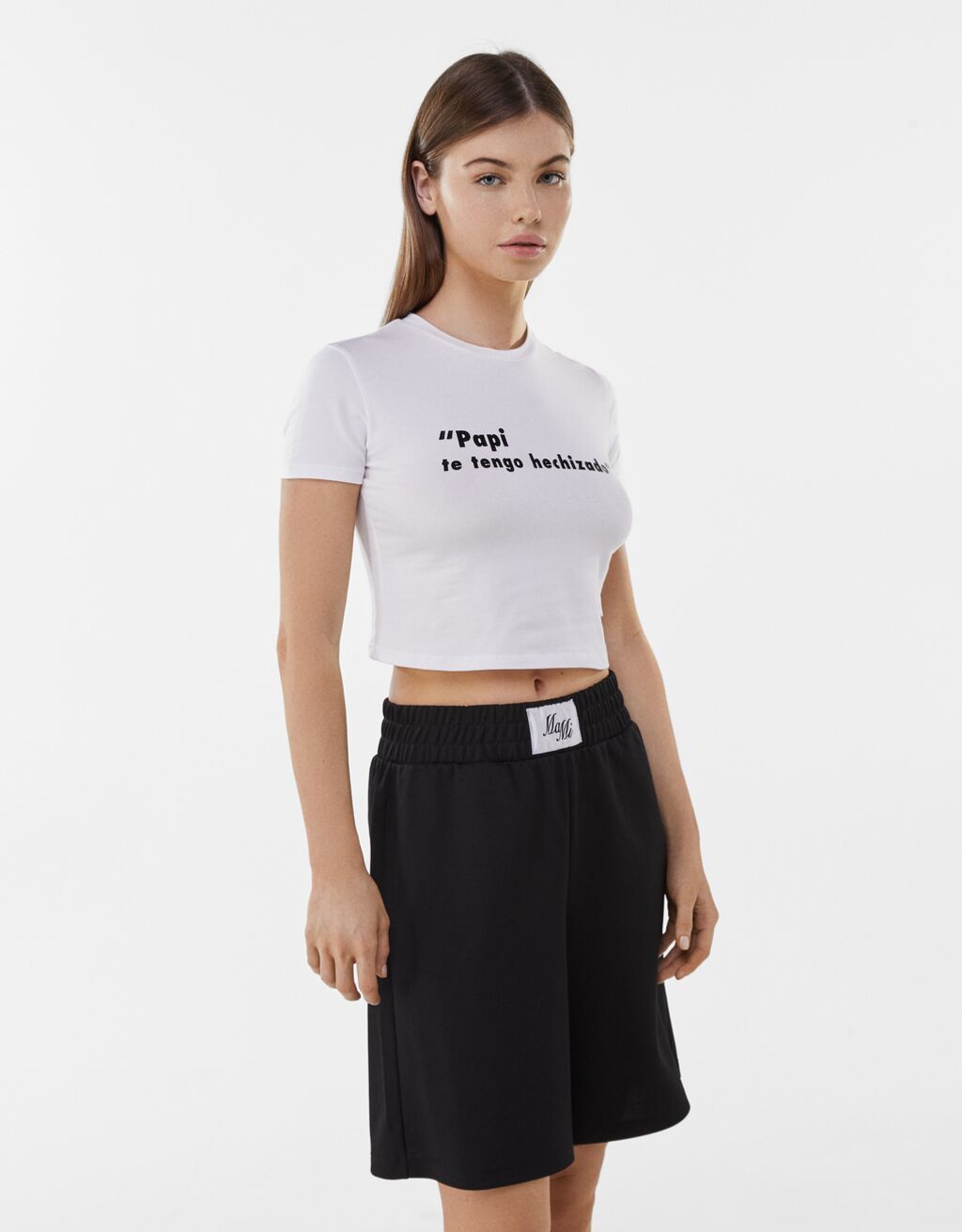 La artista chilena Paloma Mami presenta su nueva colección en Bershka