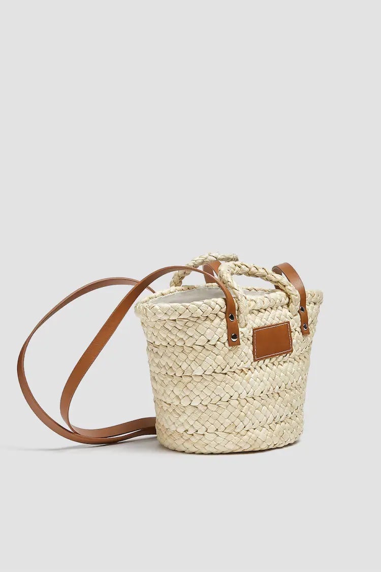 Pull&Bear triunfa con su nueva colecci&oacute;n de bolsos personalizables