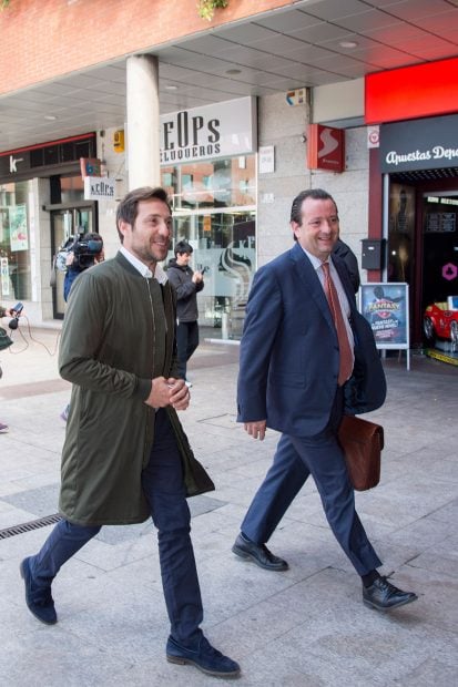Antonio David Flores y su abogado Iv&aacute;n Hern&aacute;ndez