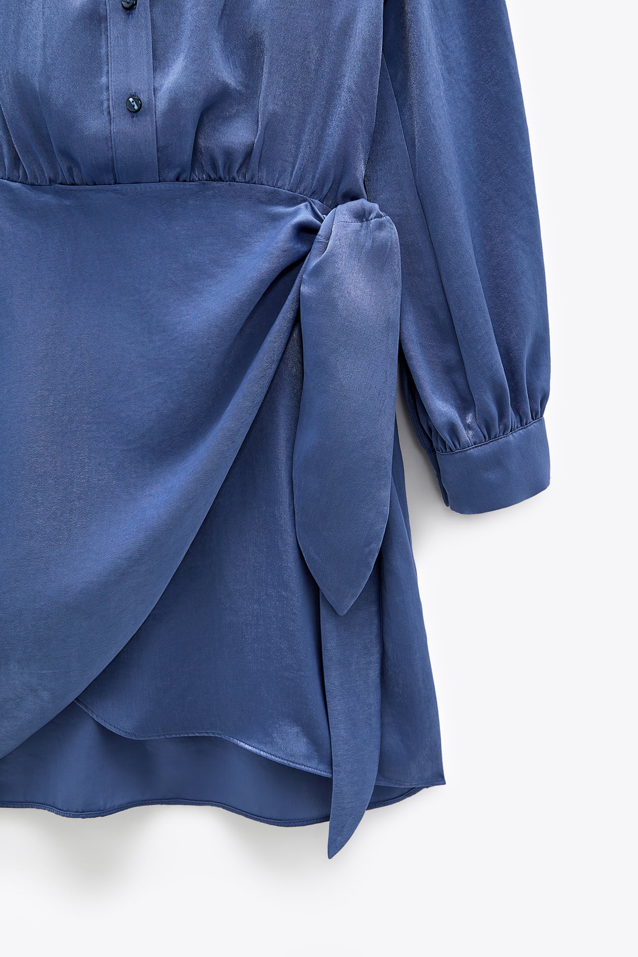 Triunfa en las redes el nuevo vestido viral de Zara de esta primavera 2021
