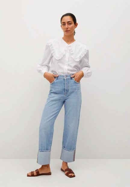 Camisa babydoll blanca de Mango./Mango