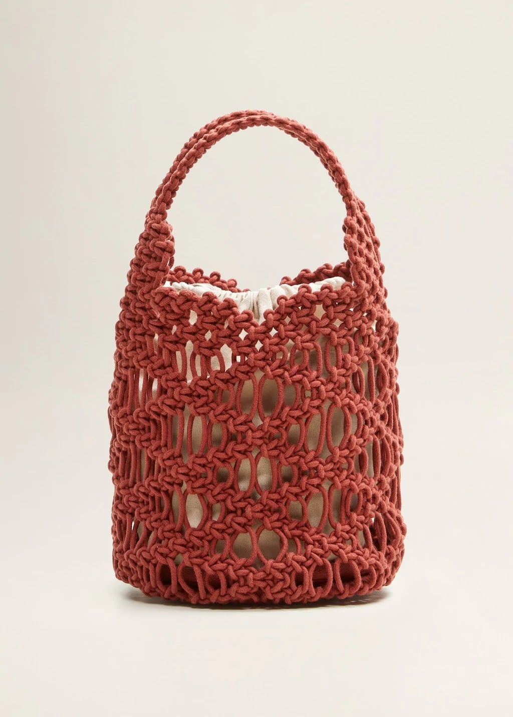 5 bolsos de Mango Outlet para la primavera verano por menos de 9 euros