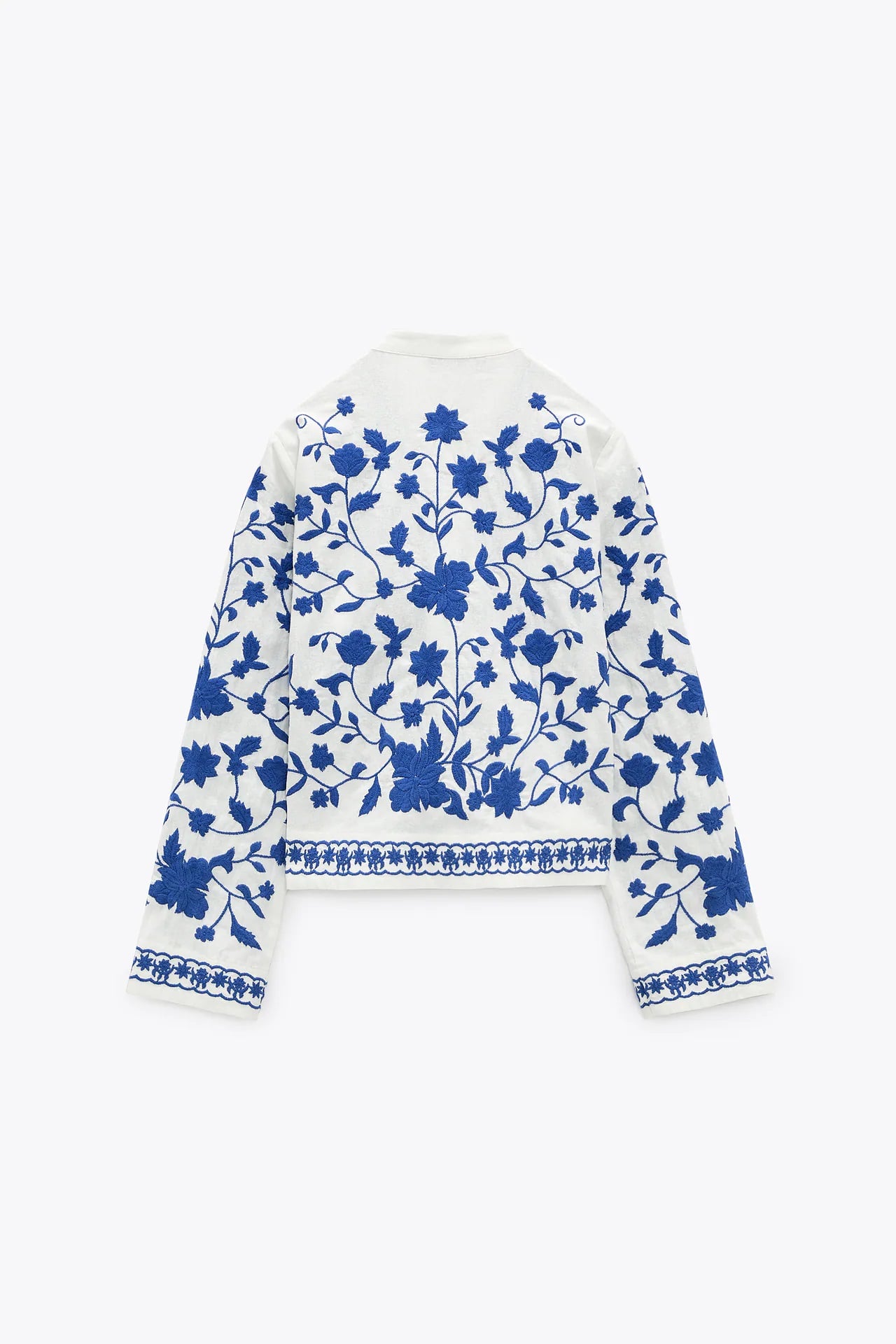 Esta es la chaqueta de entretiempo viral de Zara que obsesiona a las influencers