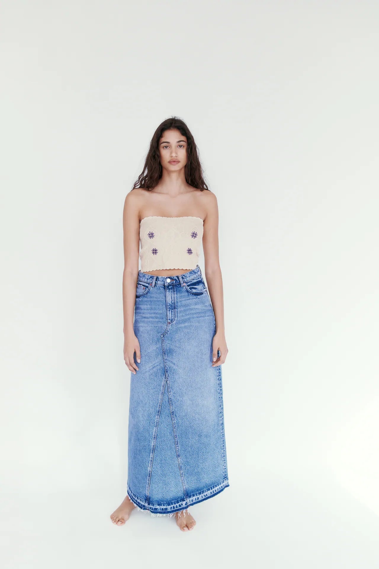 Zara recupera la falda larga que llevaste en los 90 y es tendencia
