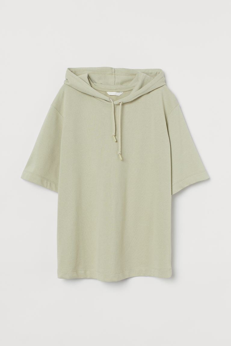 Descubrimos con Paula Echevarr&iacute;a el ch&aacute;ndal de maternidad de H&M