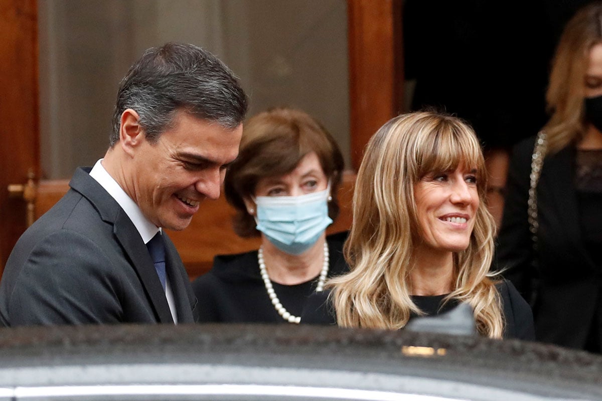 Bego&ntilde;a G&oacute;mez y Pedro S&aacute;nchez / Gtres