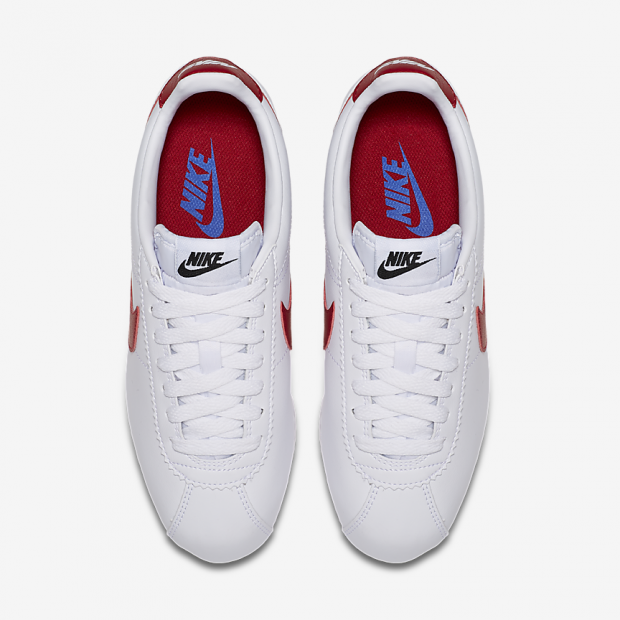 Las zapatillas blancas Nike m&aacute;s famosas de la historia del cine est&aacute;n de oferta
