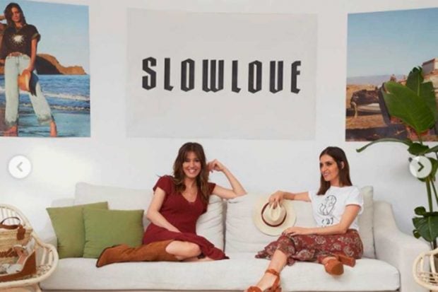 Sara Carbonero e Isabel Jim&eacute;nez, en una promoci&oacute;n de su marca de ropa / Instagram