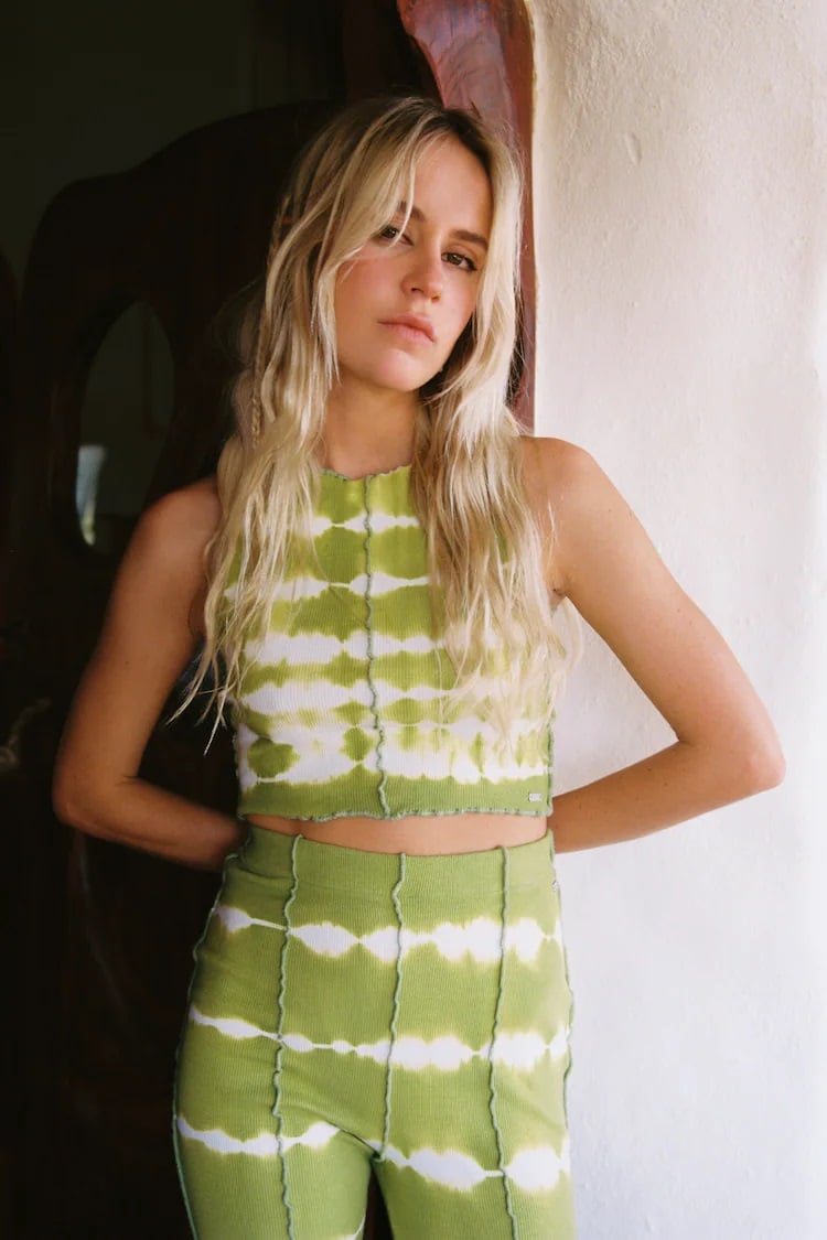 Pull&Bear: La M&oacute;nica Anoz m&aacute;s hippie y rom&aacute;ntica protagoniza su nueva colecci&oacute;n