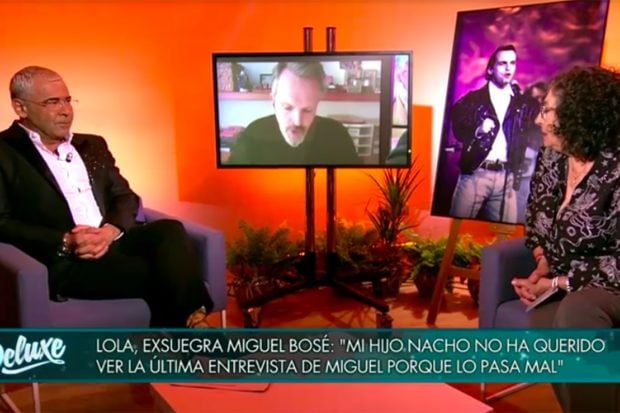 Lola Medina y Jorge Javier V&aacute;zquez en 'S&aacute;bado Deluxe'./Telecinco