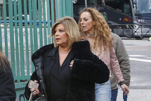 Roc&iacute;o Carrasco junto a Terelu Campos en una imagen de archivo./Gtres