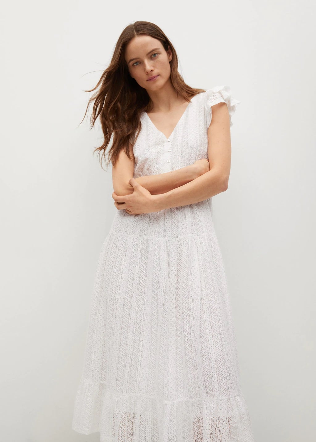 Este es el vestido de algod&oacute;n org&aacute;nico de Mango ideal para una boda eco
