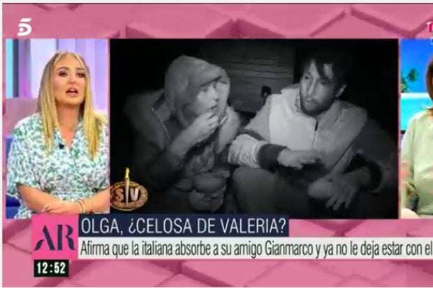 Roc&iacute;o Flores ha vuelto a dar la cara por Olga Moreno en pleno directo./Telecinco