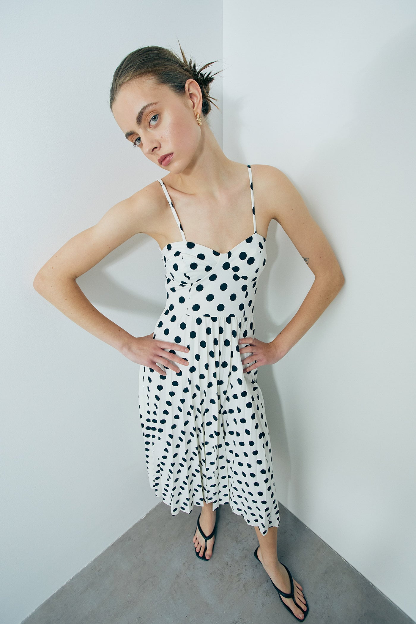 Sfera versiona el vestido que Carrie Bradshaw llev&oacute; en Paris y lo vende por 39,99 euros